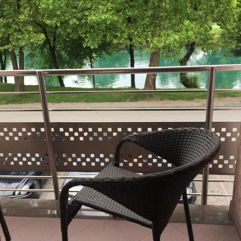 City Bridge Guest House Bihac Bagian luar foto