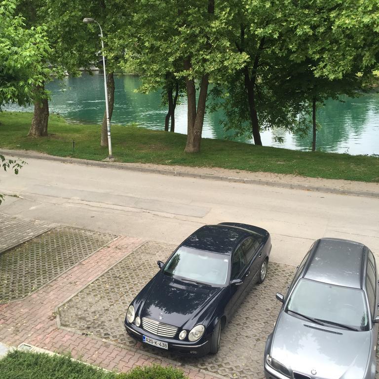 City Bridge Guest House Bihac Bagian luar foto